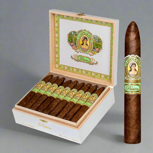 La Aroma de Cuba Pasión Box-Pressed Torpedo 6"1/8